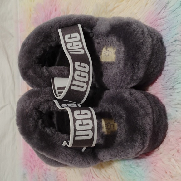 NWOT Authentic UGG Fluff Yeah Fuzzy Slippers Sz.10 Never Worn (X-107 CRATE) - Picture 5 of 12